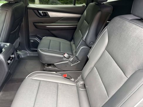 Used 2025 Buick Enclave Preferred w/ Trailering Package, 5000 lbs. AWD/4WD image 28