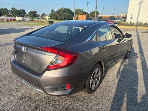Used 2021 Honda Civic LX image 7