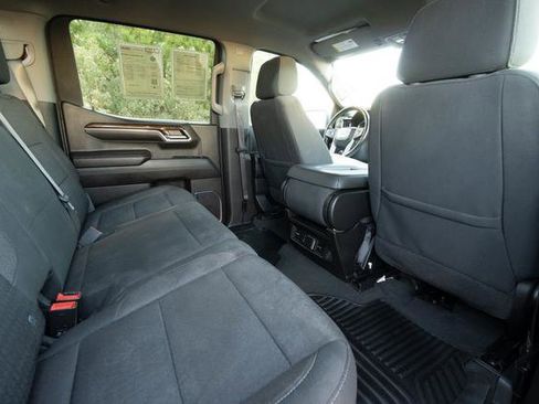 Used 2024 GMC Sierra 1500 SLE w/ Preferred Package image 25