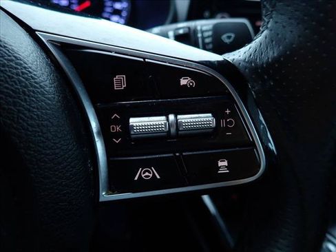Used 2024 Kia Forte GT-Line FWD image 18