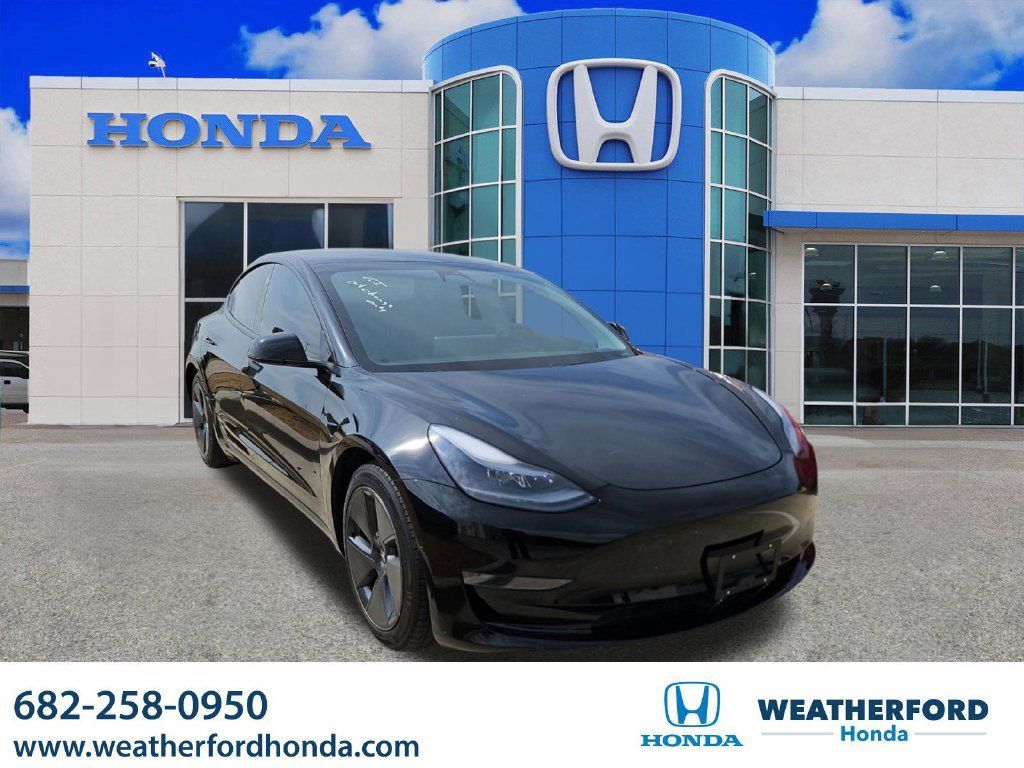 Used 2021 Tesla Model 3 Standard Range Plus RWD image 1