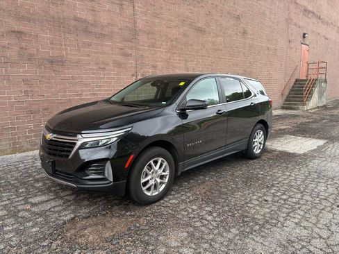 Used 2024 Chevrolet Equinox LT AWD/4WD image 1