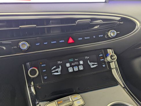 Used 2026 Genesis GV70 2.5T image 19