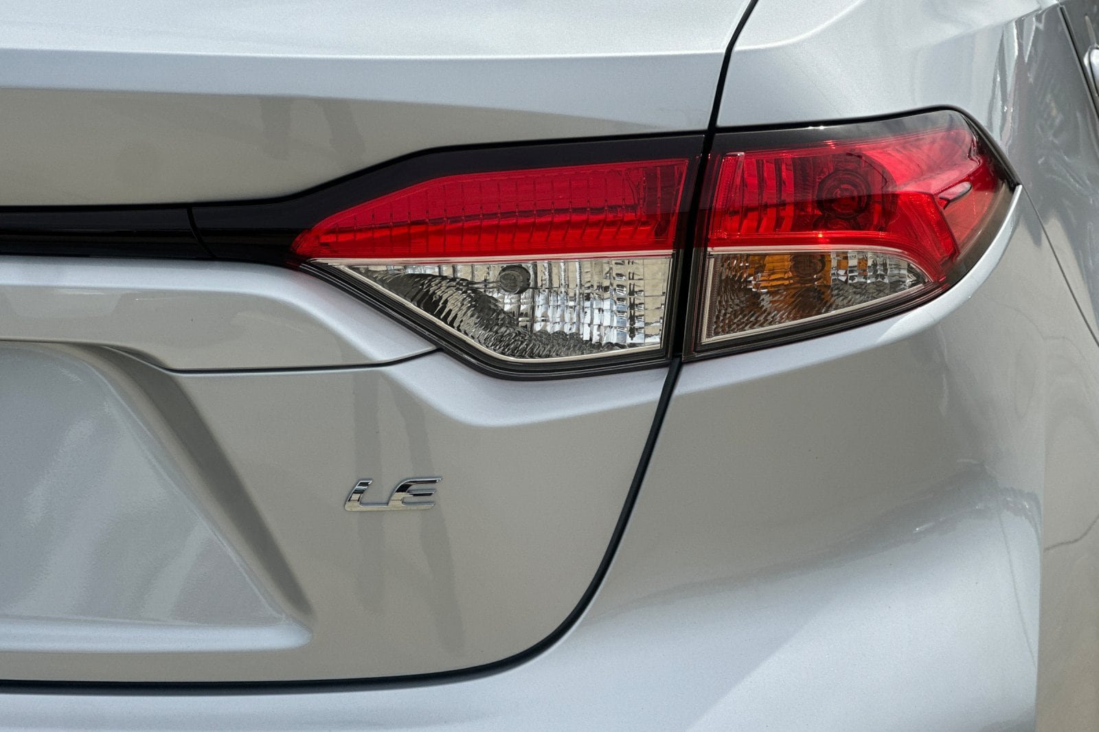 New 2027 Toyota Corolla LE FWD image 30