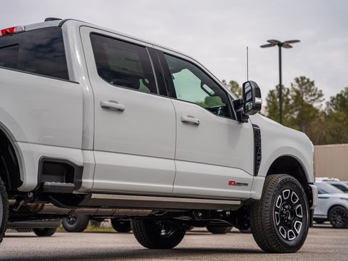 New 2026 Ford F350 Platinum AWD/4WD image 8