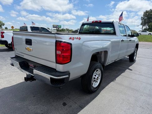 Used 2019 Chevrolet Silverado 2500 W/T AWD/4WD image 5