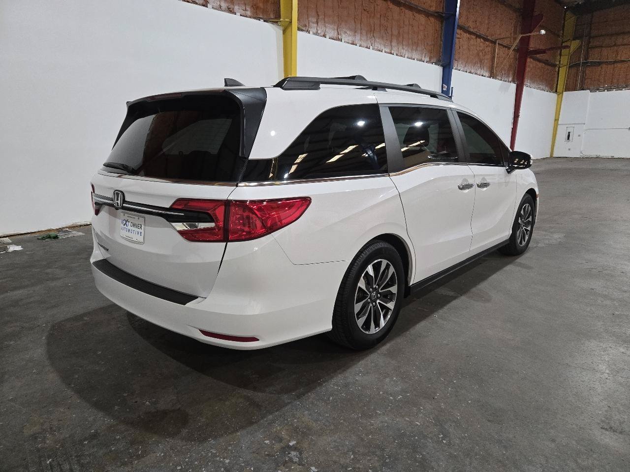 Used 2023 Honda Odyssey EX-L image 14