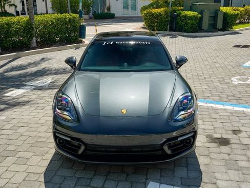 Used 2023 Porsche Panamera 4 Platinum Edition AWD/4WD image 5