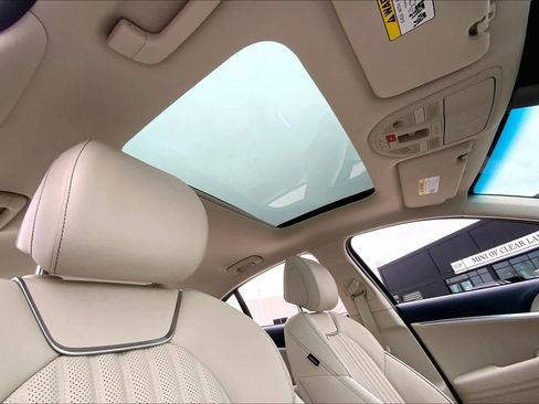 Used 2026 Genesis G70 2.5T Prestige image 13