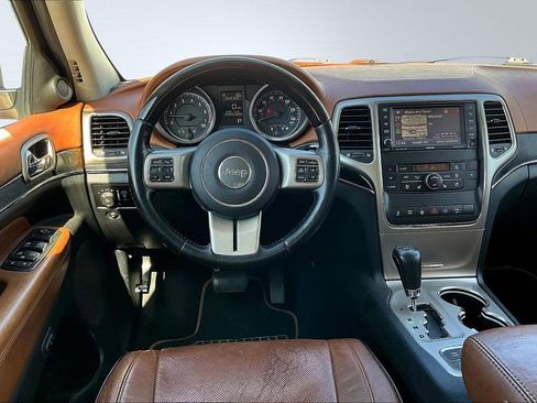 Used 2012 Jeep Grand Cherokee Overland Summit image 5