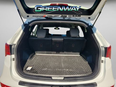 Used 2017 Hyundai Santa Fe Sport image 8