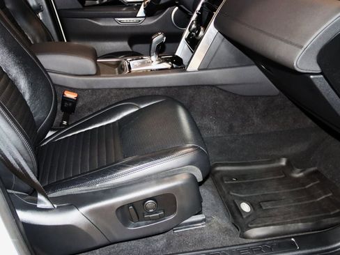 Used 2020 Land Rover Discovery Sport S image 53