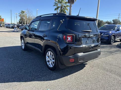 Used 2018 Jeep Renegade Latitude w/ Popular Equipment Group image 6