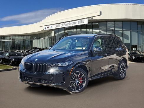 New 2026 BMW X5 xDrive40i w/ M Sport Package AWD/4WD image 1