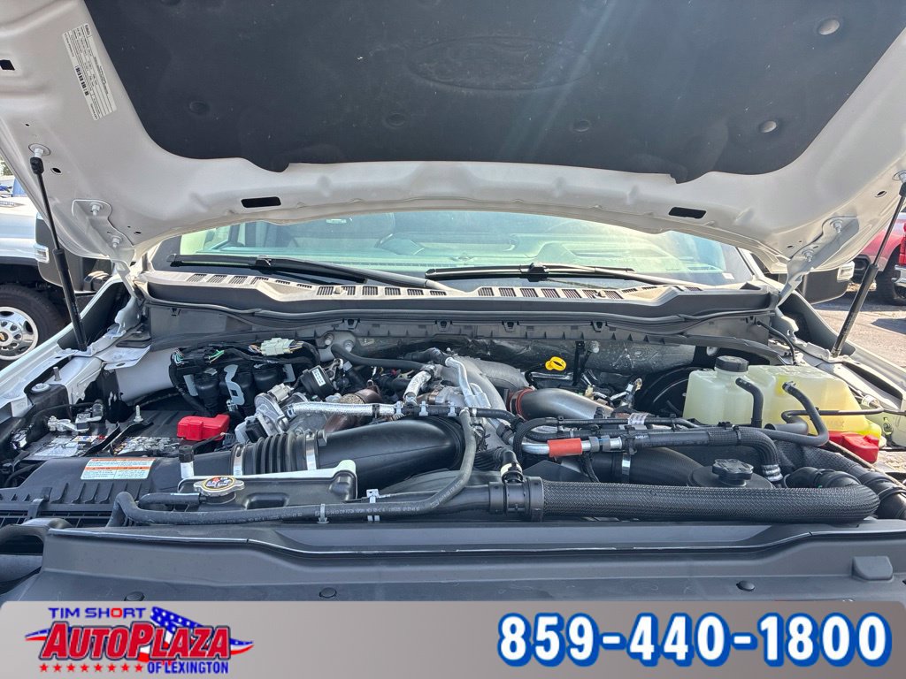 Used 2024 Ford F350 Limited w/ FX4 Off-Road Package AWD/4WD image 9
