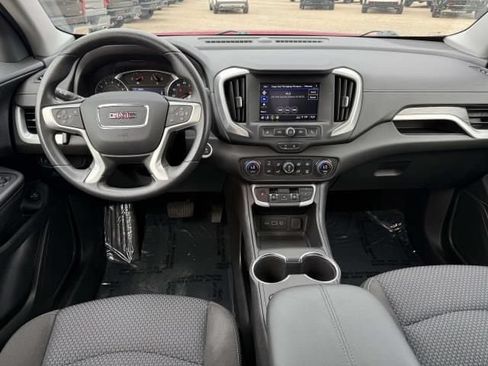 Used 2024 GMC Terrain SLE w/ Driver Convenience Package AWD/4WD image 17