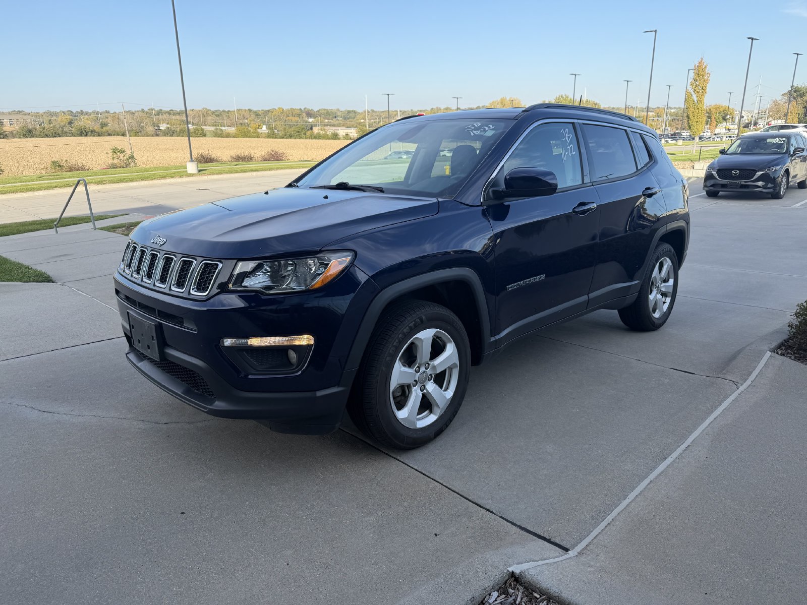 Used 2018 Jeep Compass Latitude w/ Popular Equipment Group AWD/4WD image 1
