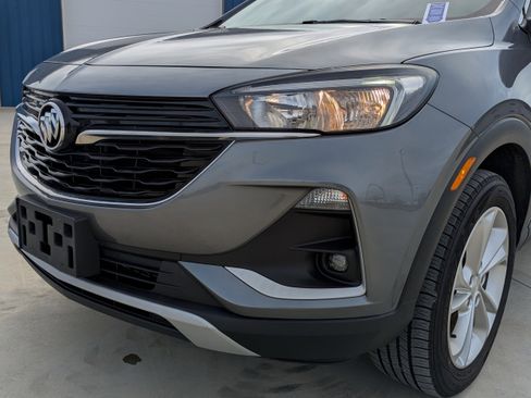 Certified 2022 Buick Encore GX Preferred w/ Cold Weather Comfort Package AWD/4WD image 9