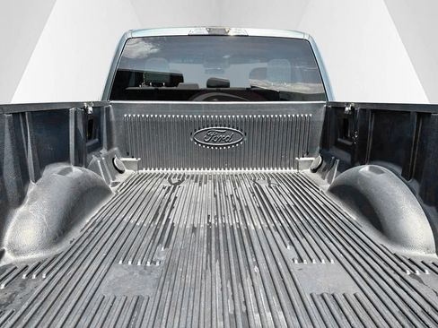 Used 2018 Ford F150 XLT AWD/4WD image 33