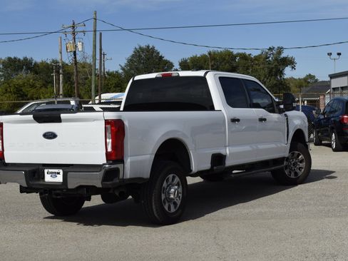 Certified 2024 Ford F350 XLT w/ FX4 Off-Road Package image 10