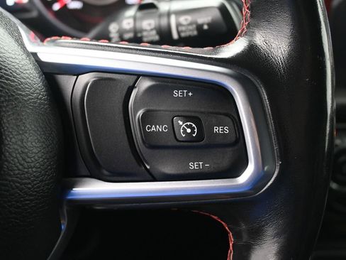 Used 2018 Jeep Wrangler Unlimited Rubicon w/ Cold Weather Group image 14