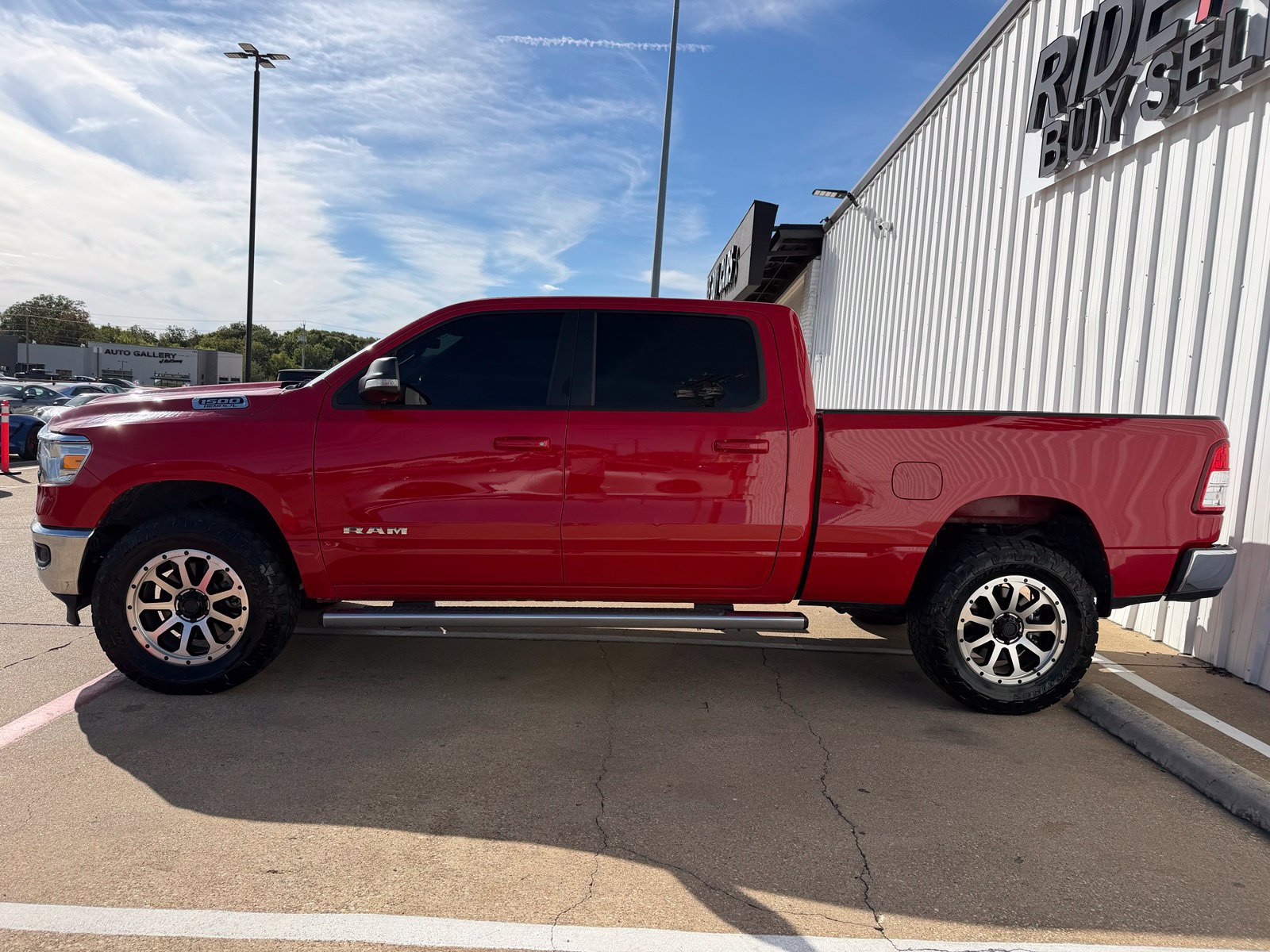 Used 2021 RAM 1500 Big Horn AWD/4WD image 3
