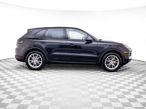 New 2026 Porsche Cayenne AWD/4WD image 7