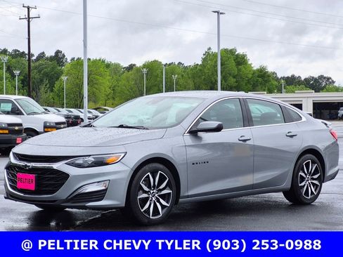 Used 2024 Chevrolet Malibu RS image 3