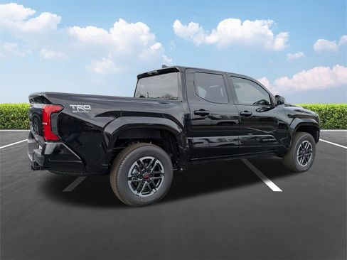 New 2026 Toyota Tacoma TRD Sport image 4