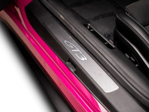 Used 2024 Porsche 911 GT3 image 62