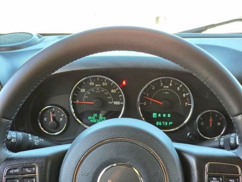 Used 2017 Jeep Wrangler Sport w/ Quick Order Package 24S AWD/4WD image 15