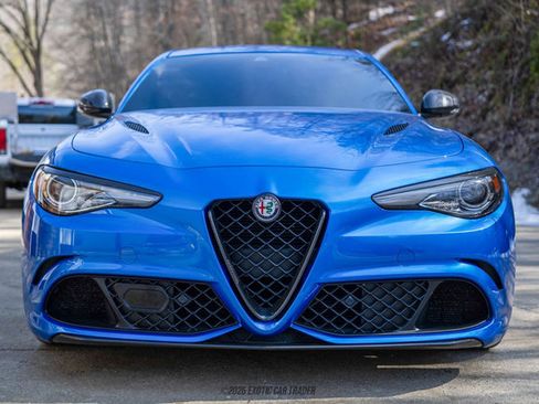 Used 2020 Alfa Romeo Giulia Quadrifoglio w/ Nero Edizione image 13