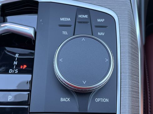 New 2026 BMW 330i Sedan w/ Premium Package image 8