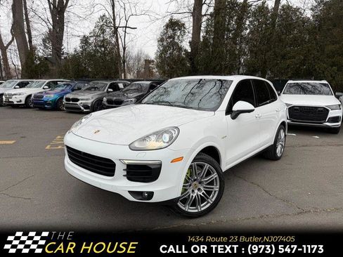 Used 2018 Porsche Cayenne S Platinum image 1