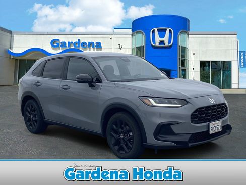 Used 2025 Honda HR-V Sport image 1