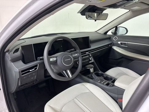New 2025 Hyundai Sonata SE image 15