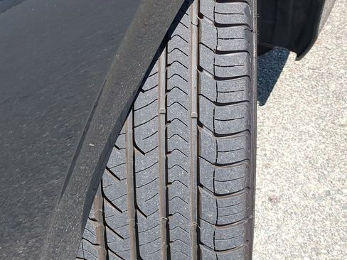 Used 2024 Honda Civic Sport image 12