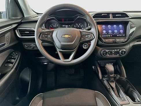 Used 2023 Chevrolet TrailBlazer LT w/ Convenience Package AWD/4WD image 21