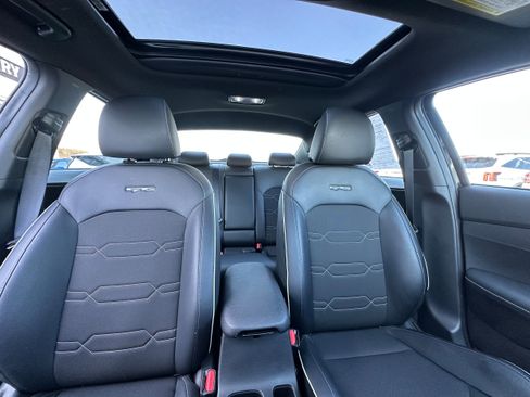 Used 2023 Kia Forte GT-Line w/ GT-Line Premium Package image 21