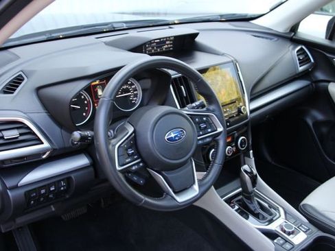 Used 2020 Subaru Forester Limited image 15