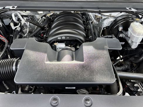 Used 2018 GMC Yukon SLT AWD/4WD image 10