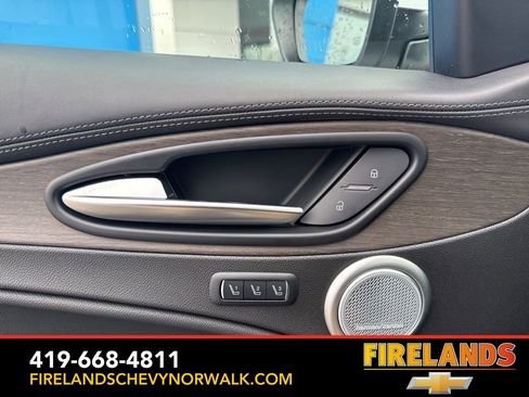 Used 2022 Alfa Romeo Stelvio Ti image 13