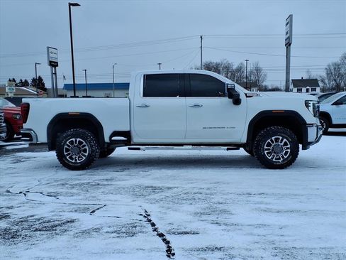 Used 2024 GMC Sierra 2500 SLT w/ SLT Premium Package image 23