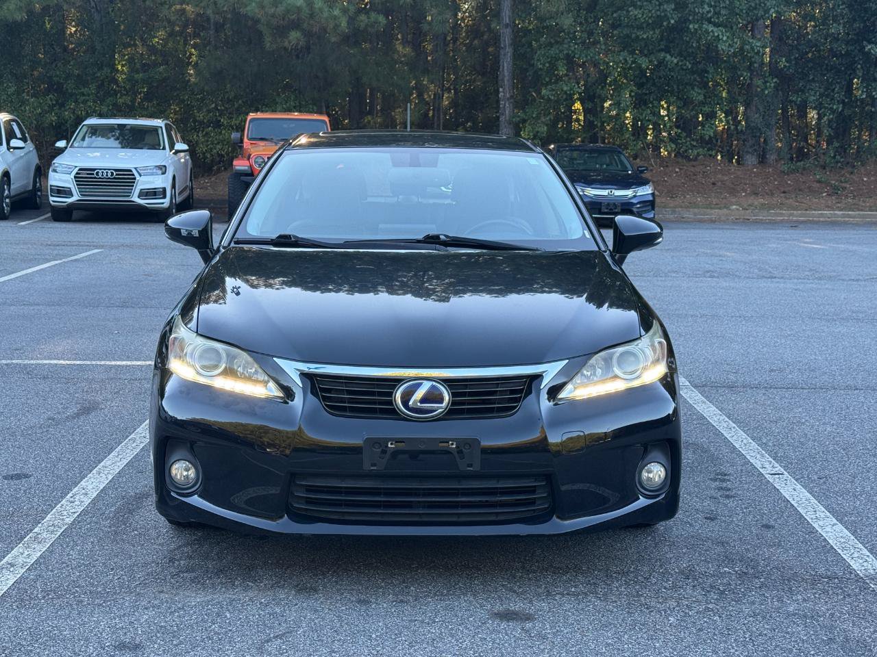 Used 2013 Lexus CT 200h w/ Premium Pkg w/Navigation FWD image 3
