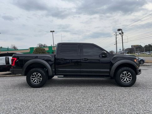 Used 2018 Ford F150 Raptor w/ Equipment Group 802A Luxury image 6