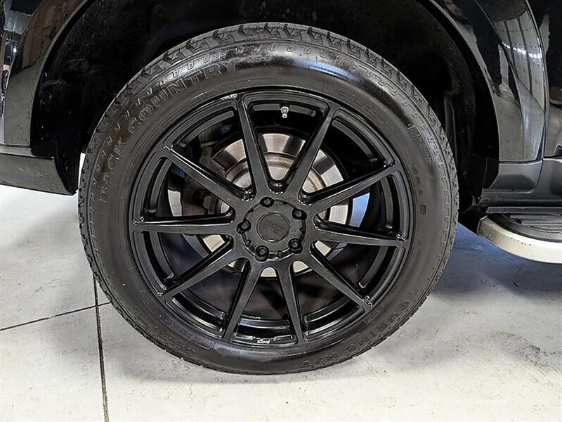 Used 2016 Land Rover LR4 HSE AWD/4WD image 13