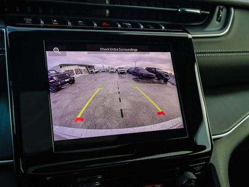 New 2025 Jeep Grand Cherokee Laredo X image 25