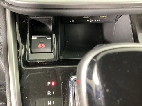 Used 2022 Subaru Legacy Premium image 26