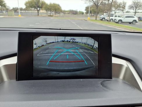 Used 2015 Lexus NX 200t FWD w/ Luxury Package image 14