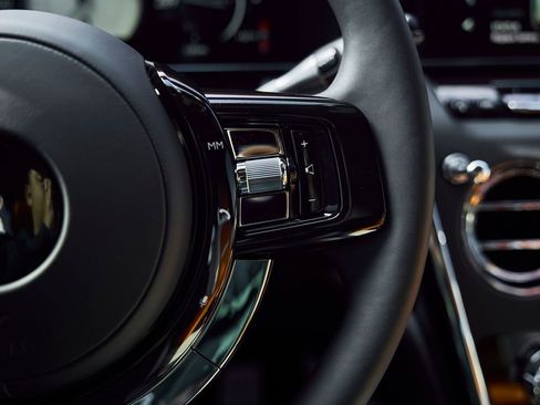 Used 2026 Rolls-Royce Cullinan AWD/4WD image 64